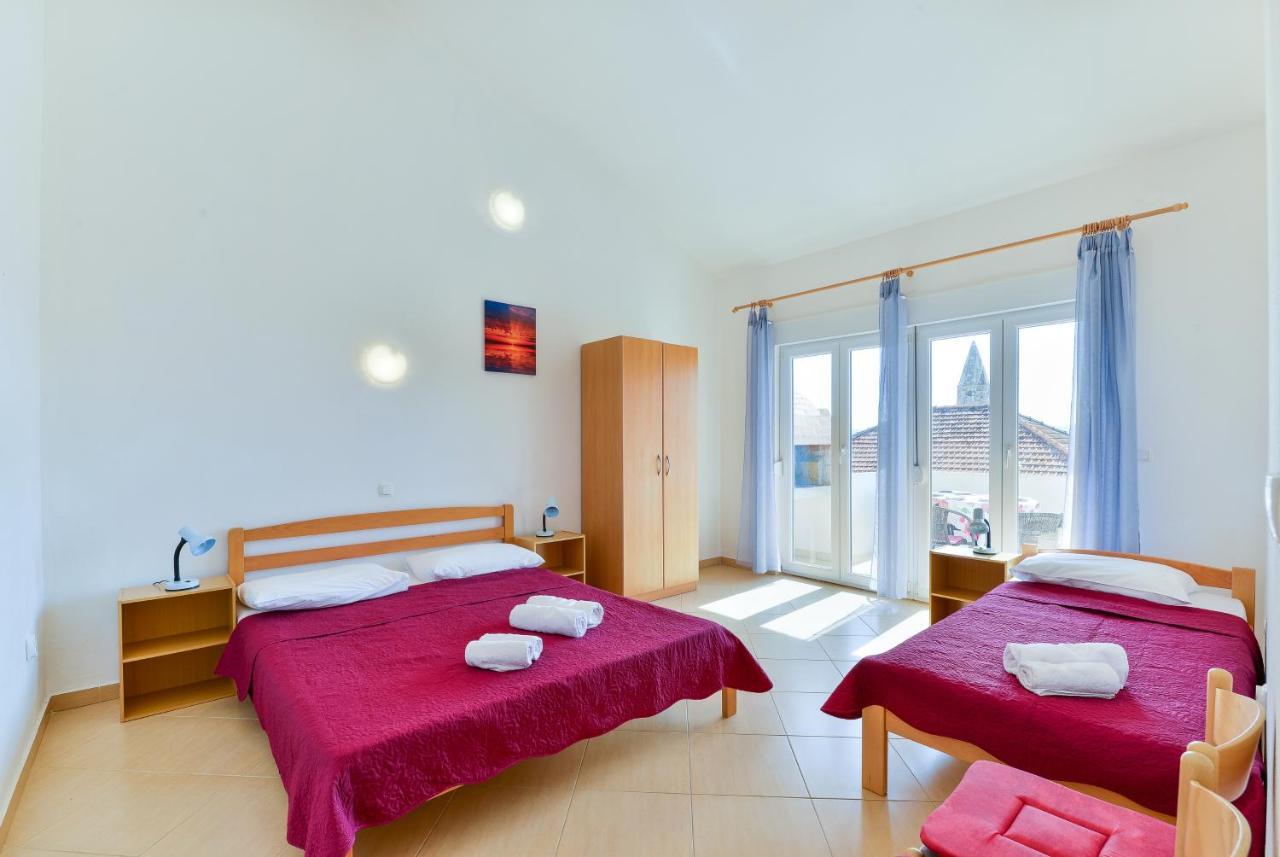 Apartments Lavanda Turanj Eksteriør bilde