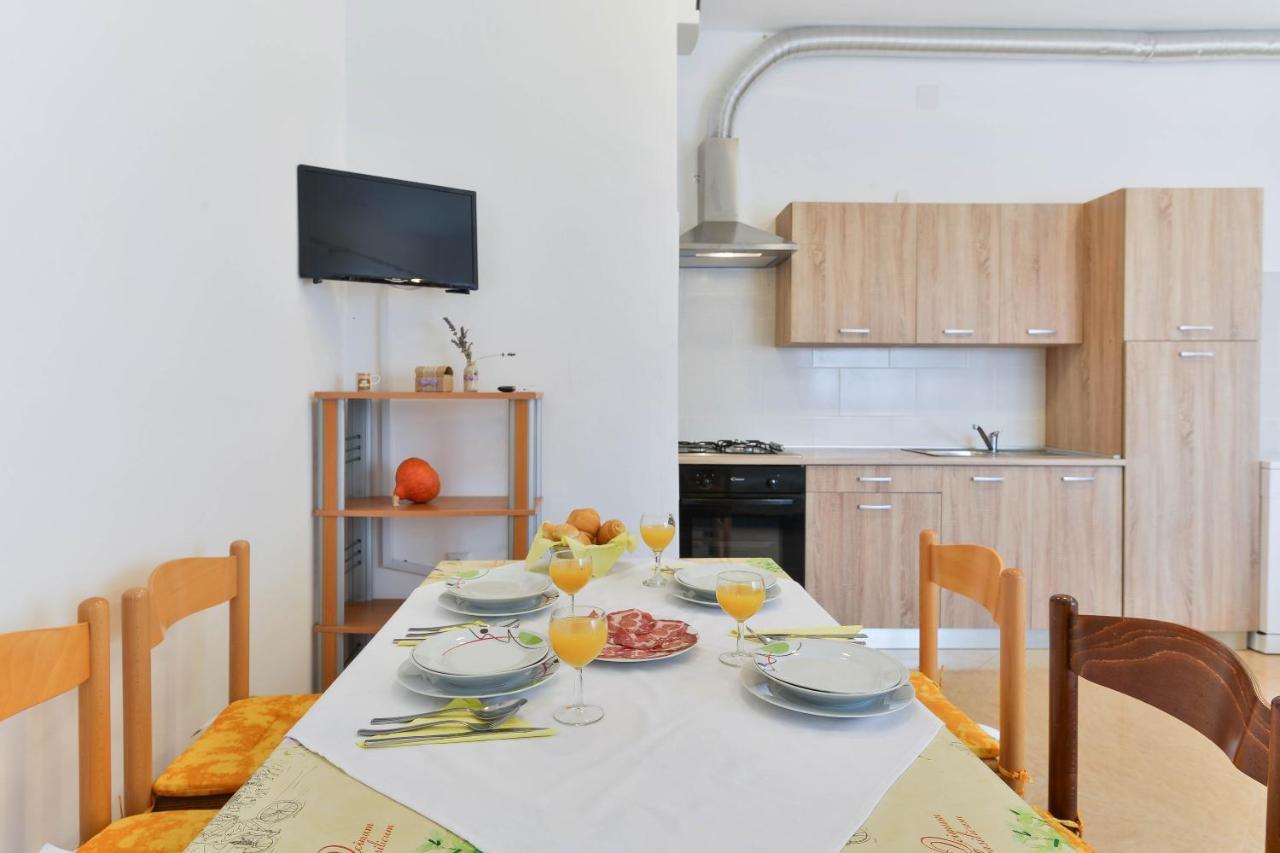Apartments Lavanda Turanj Eksteriør bilde